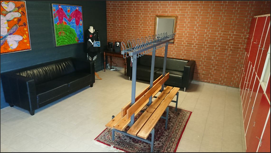 dameomklædning