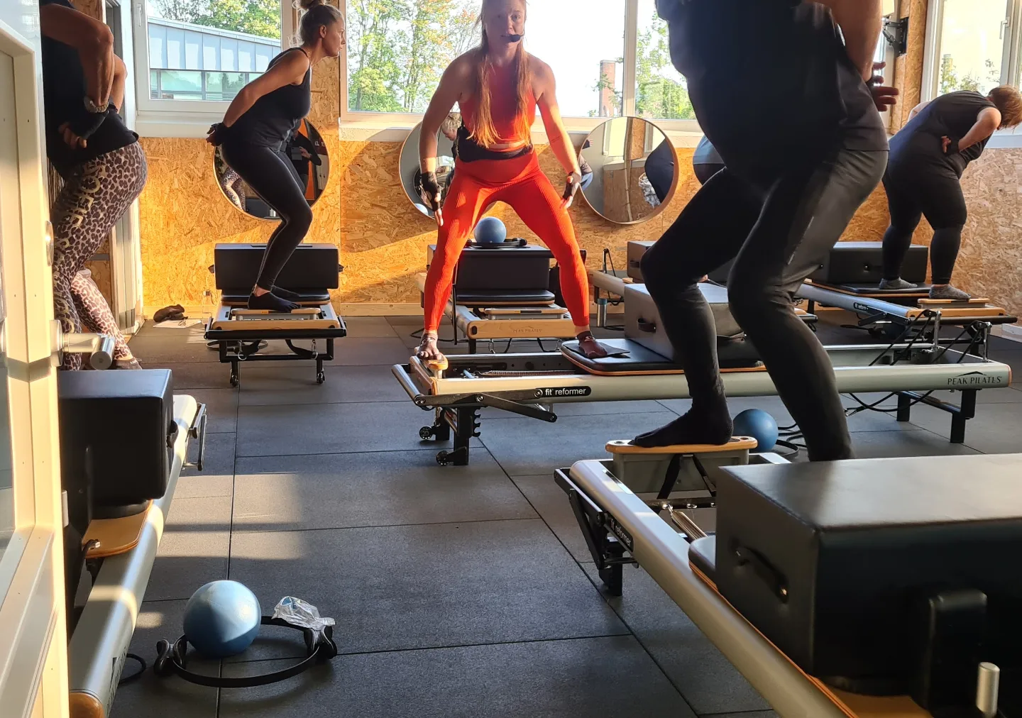 reformer hold 2